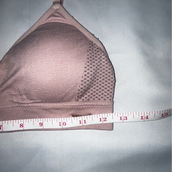 Danskin Adjustable Strap Padded Seamless Sports Bra Removable Pads Size Medium - Picture 3 of 7